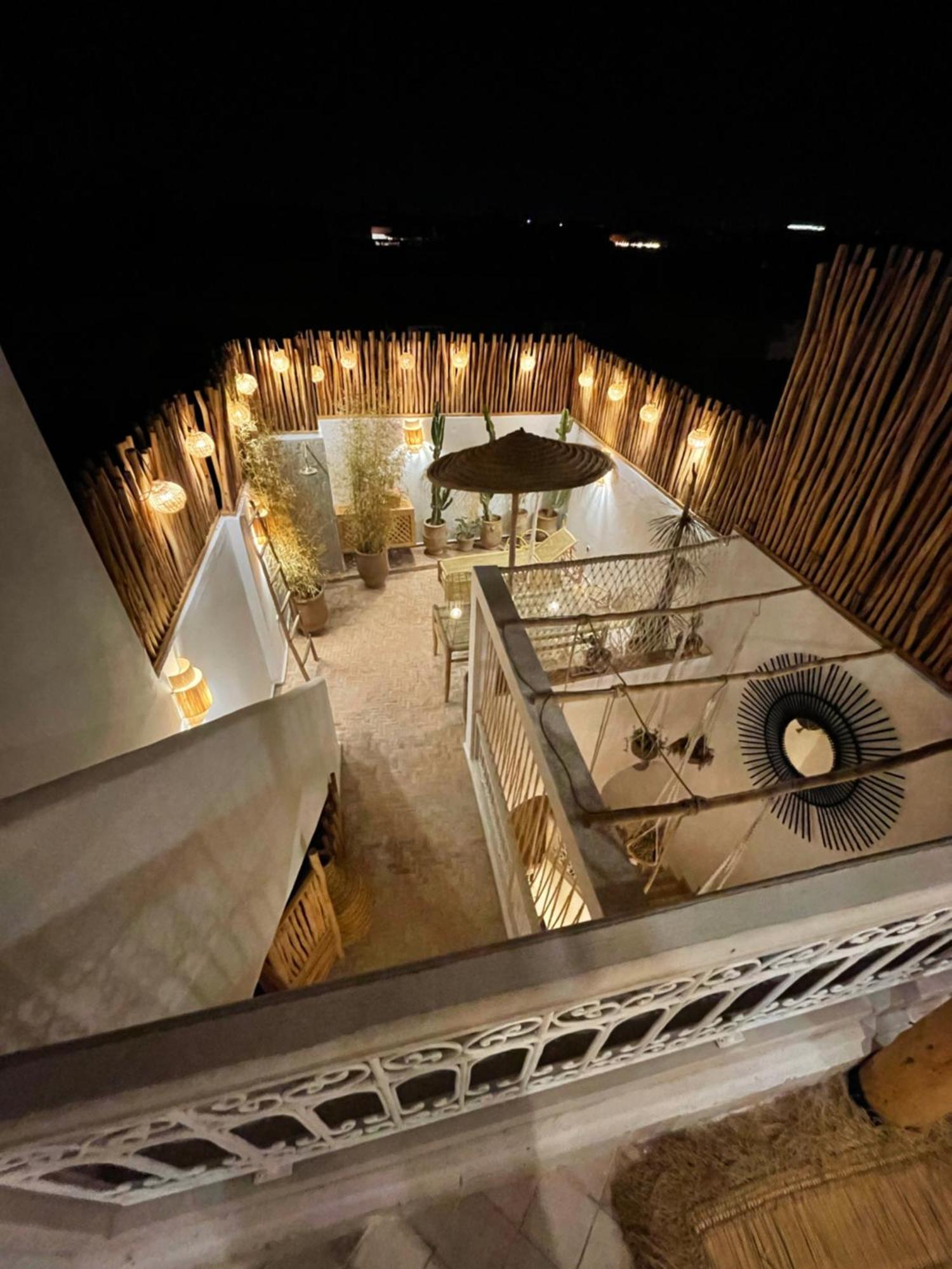 El Charsa, Entier 4 A 6 Personnes, Proche Jemaa El Fna, Rooftop Et Bassin Chauffe