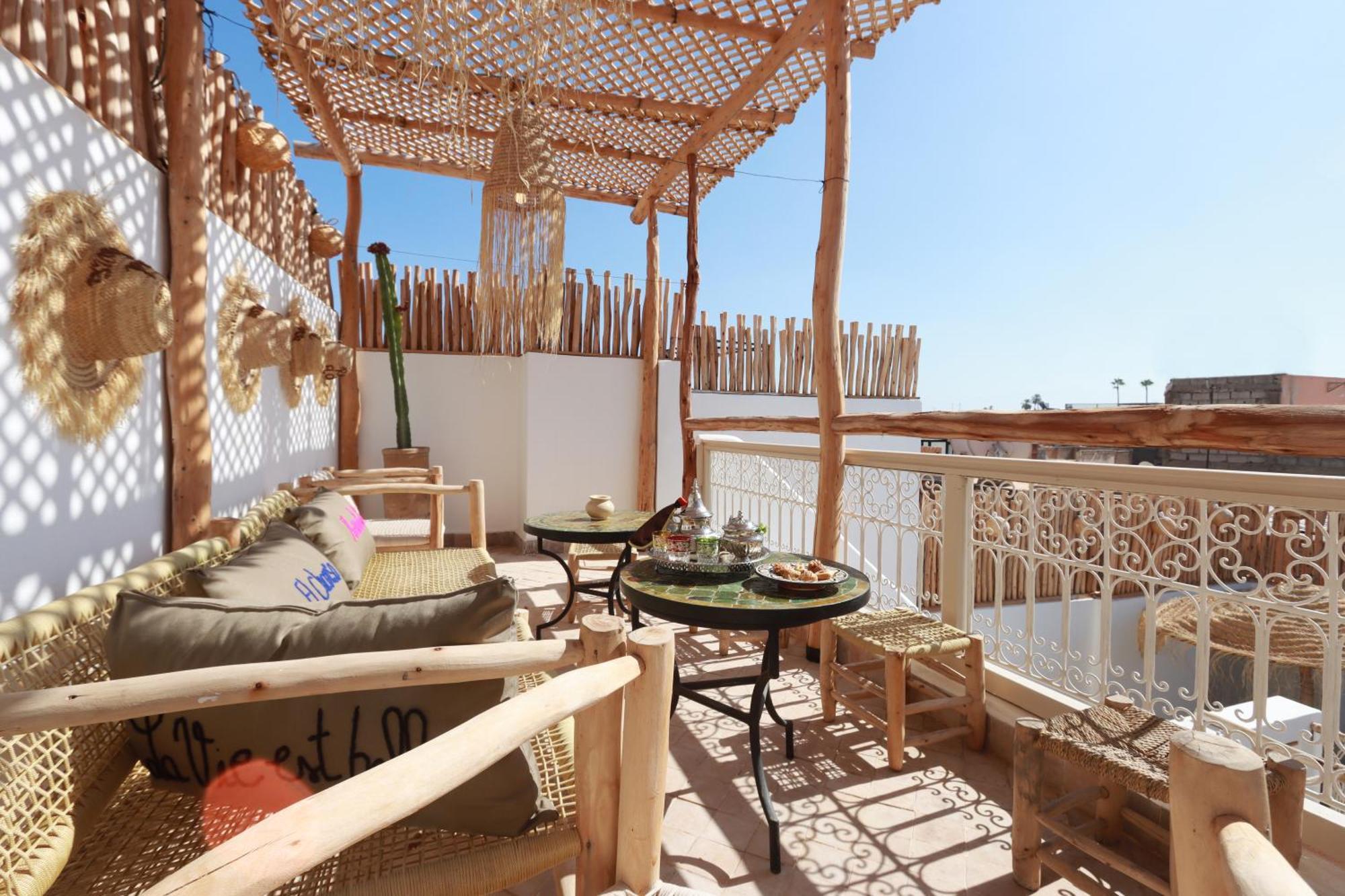 El Charsa, Entier 4 A 6 Personnes, Proche Jemaa El Fna, Rooftop Et Bassin Chauffe *