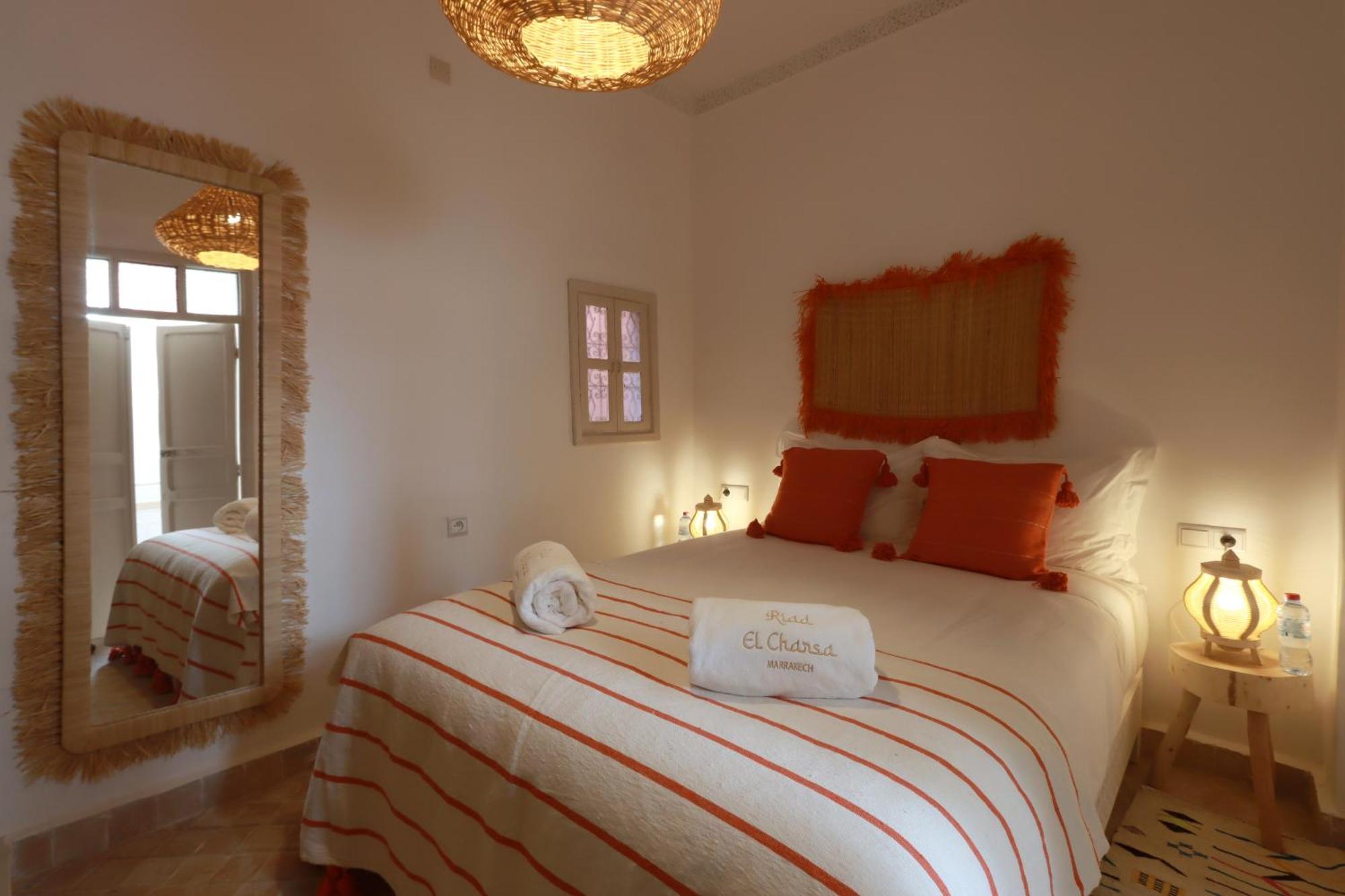 Villa El Charsa, Entier 4 A 6 Personnes, Proche Jemaa El Fna, Rooftop Et Bassin Chauffe Marrakesh